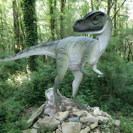 度假居 La Perchee Jurassic *